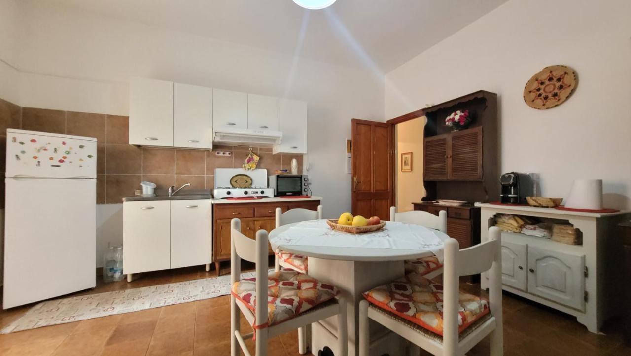Villa Holiday Maria Luisa à Galtellì Extérieur photo
